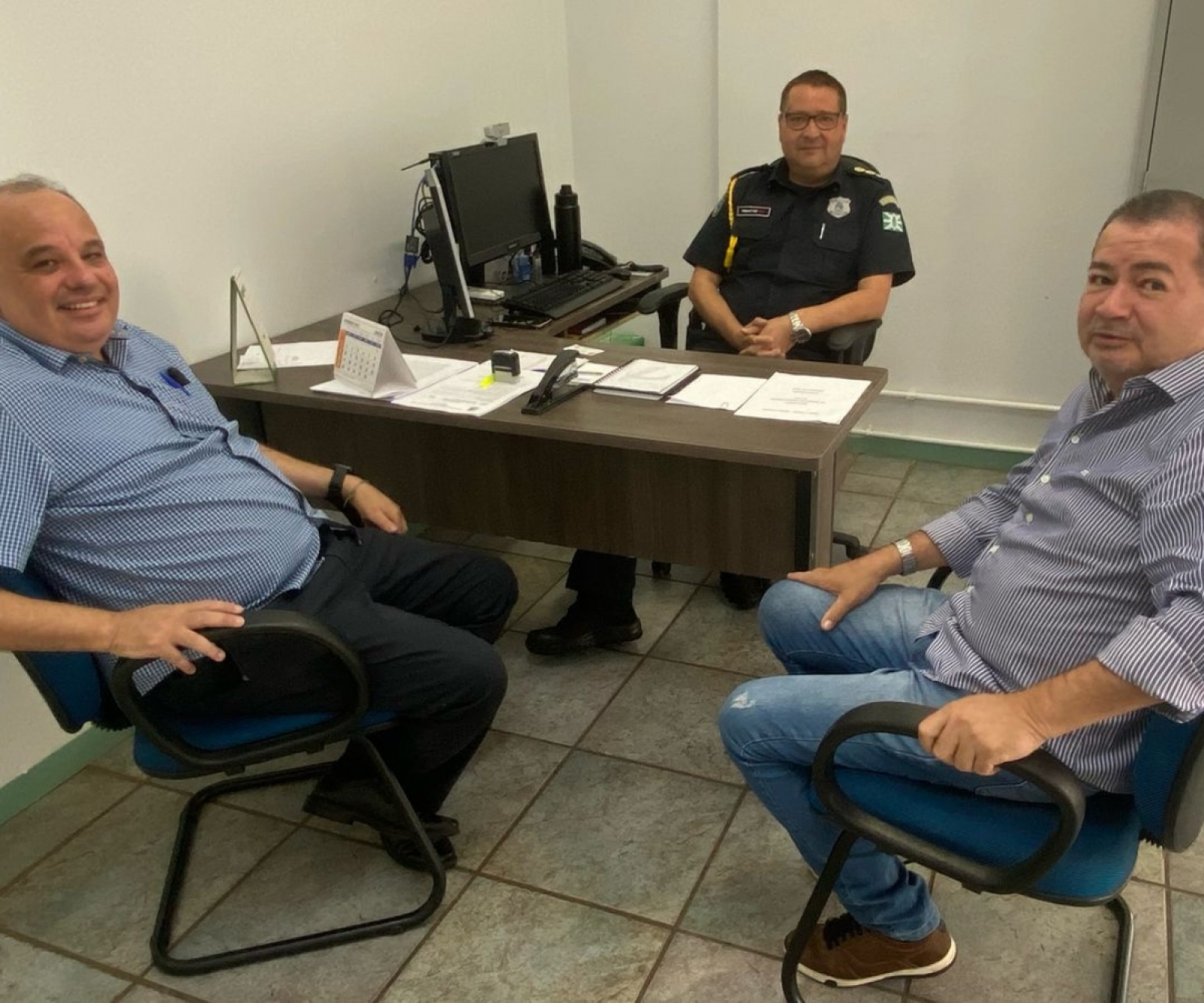 Presidente da AMVA e Diretor se reúnem com diretor da Guarda Municipal para tratar da situação crítica de segurança na Vila A.